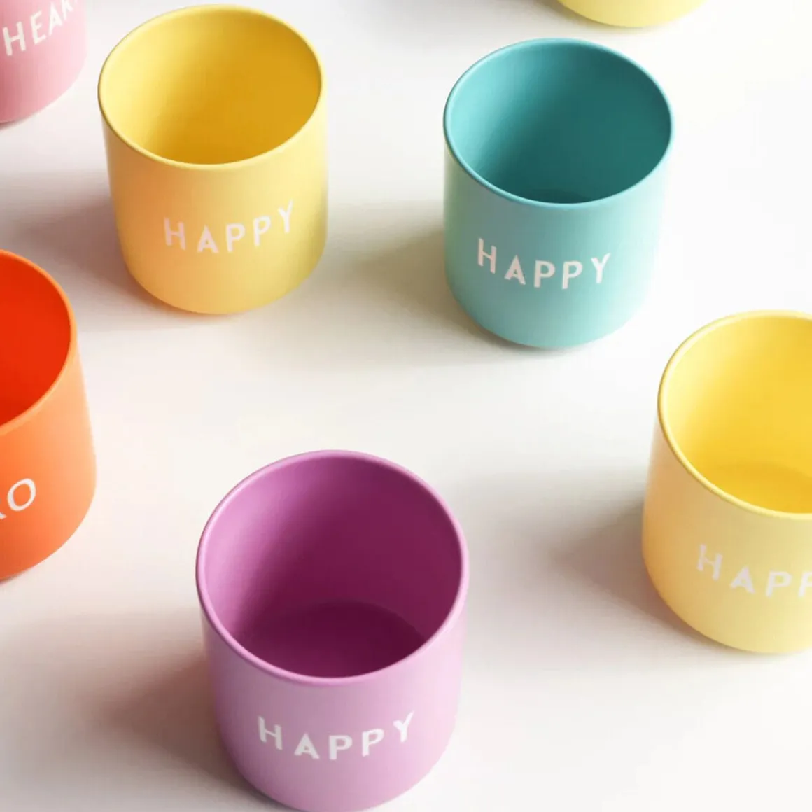 Design LettersBecher 8 cm Favourite News Happy aqua