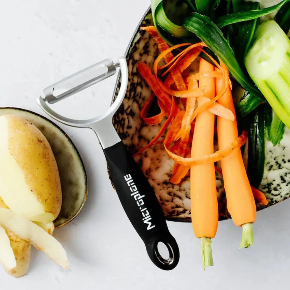 MicroplaneProfi Y Schäler Speciality schwarz