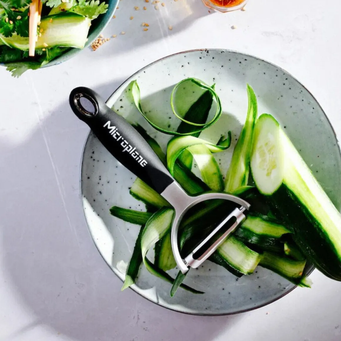 MicroplaneProfi Y Schäler Speciality schwarz