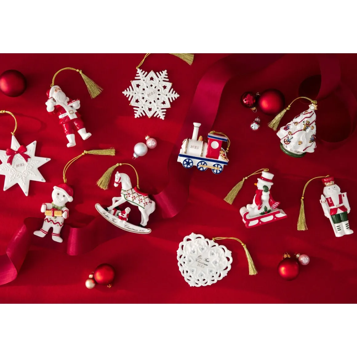 Villeroy & BochOrnament Santa 2025 11 cm Christmas Classics